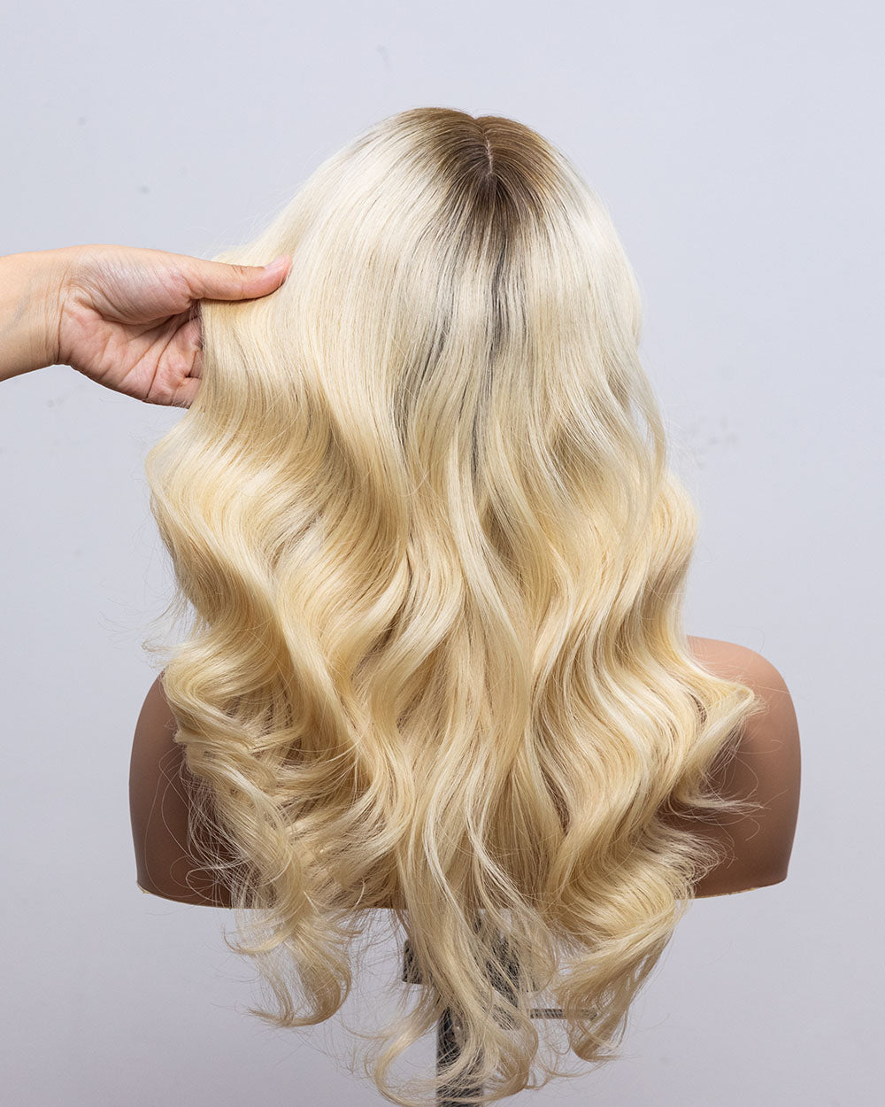 Blondes 9x9 Seidentop / Chinesisches Virgin Hair Topper - TLW002